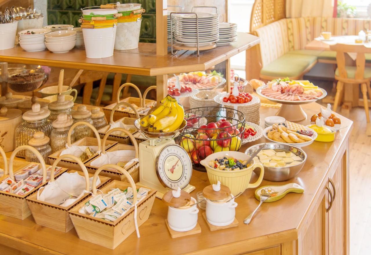 Landhotel Hubengut Bed And Breakfast Радштадт Екстер'єр фото